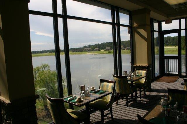 water's edge dining room